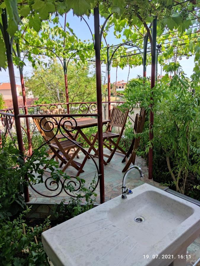 Summer Time Apartment *